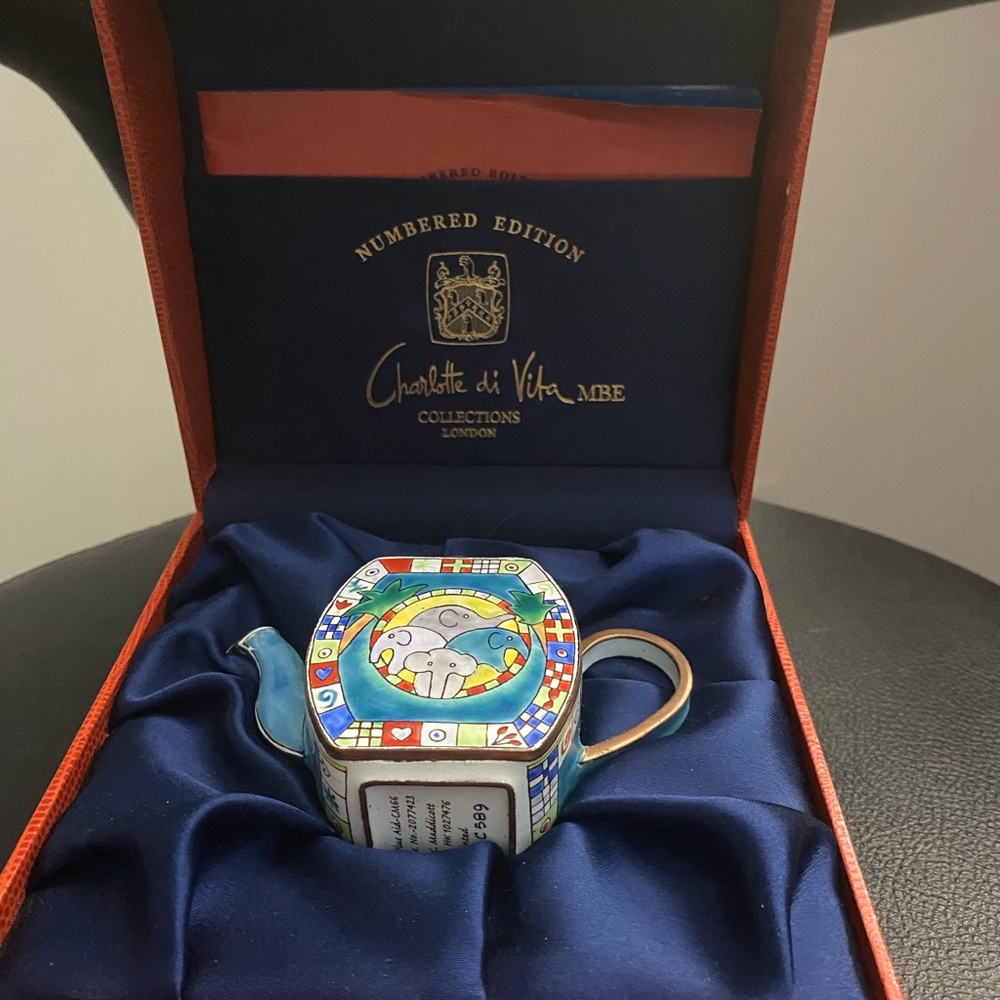 Charlotte di Vita Numbered Edition ELEPHANT Enamel Teapot Watering Hole Trade
